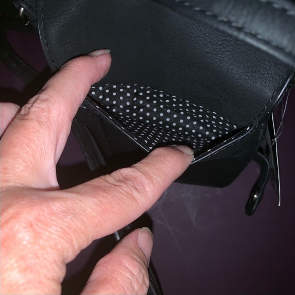 Small crossbody multi use bag - Picture 5 of 8